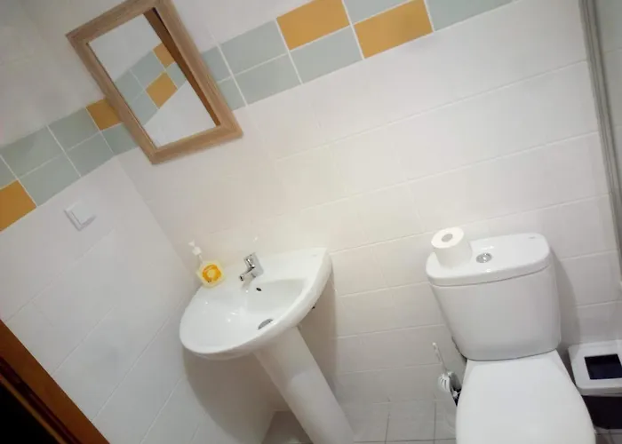 Costa Lodges, Funchal Or Madeira, Shared Hostel